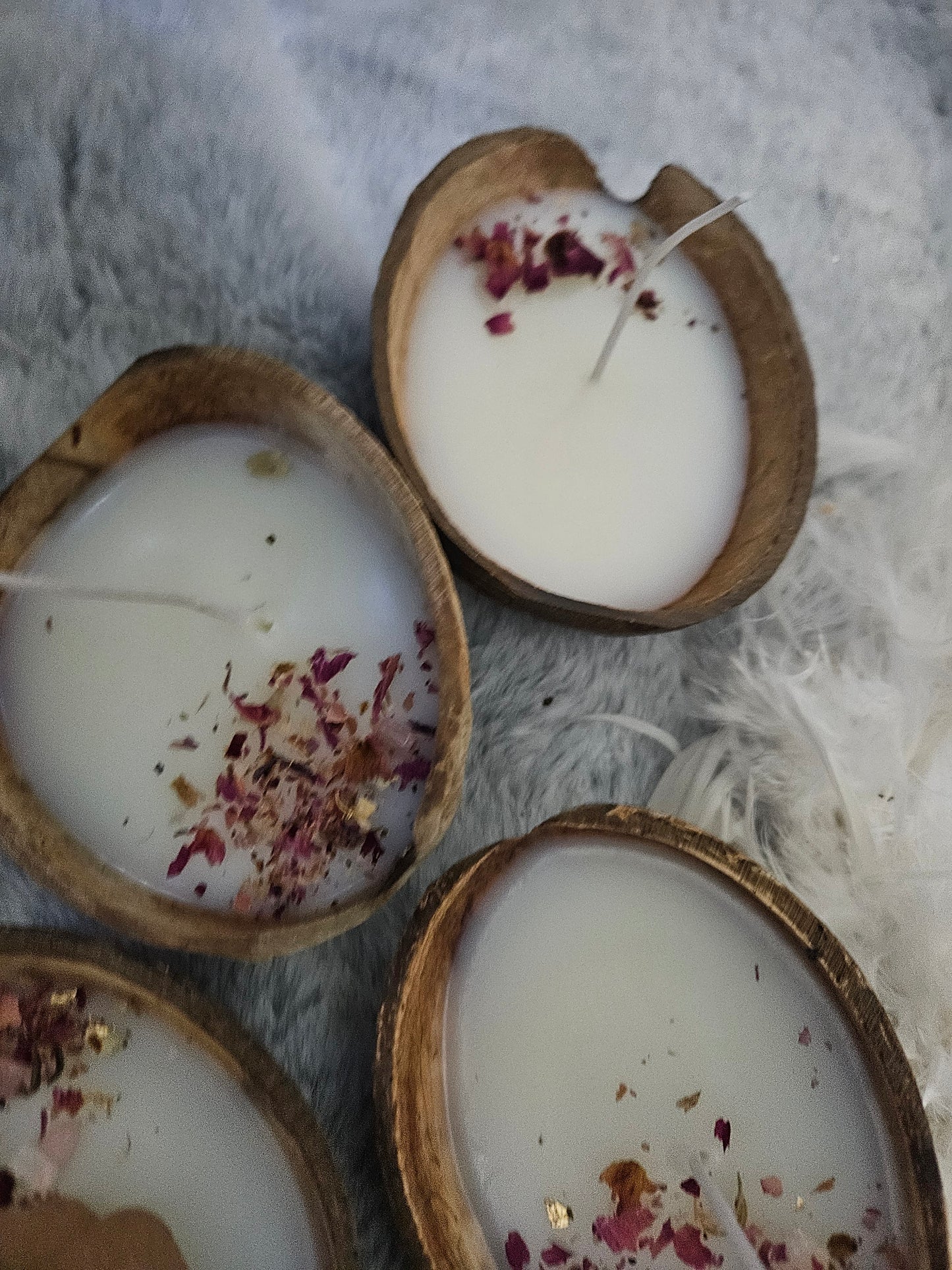 Iris and Warm Musk scented candle
