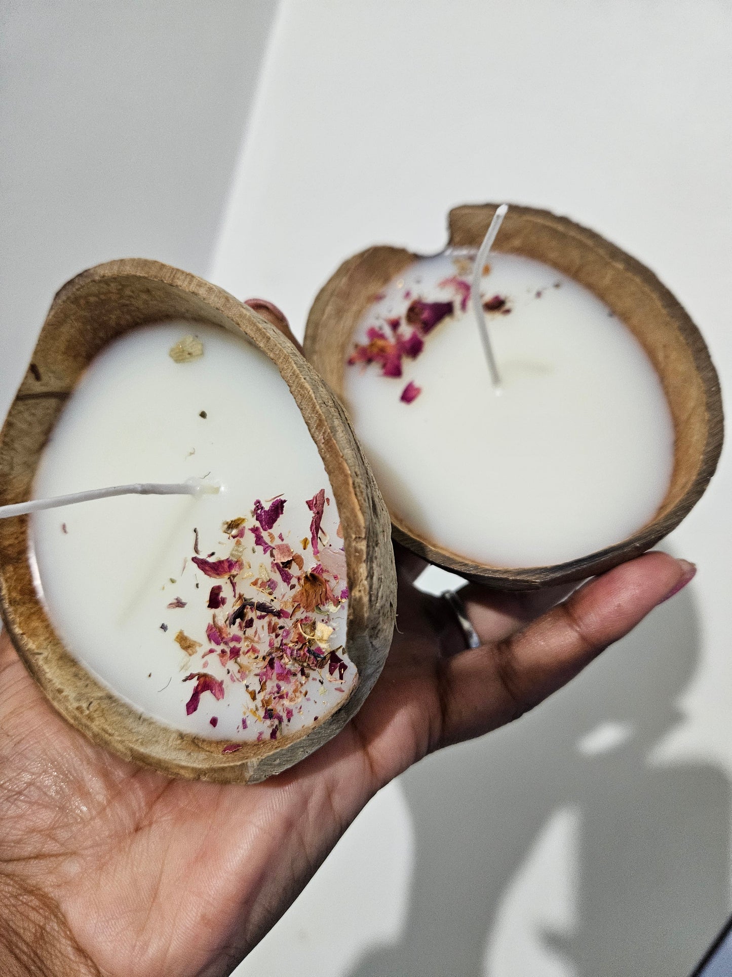 Iris and Warm Musk scented candle